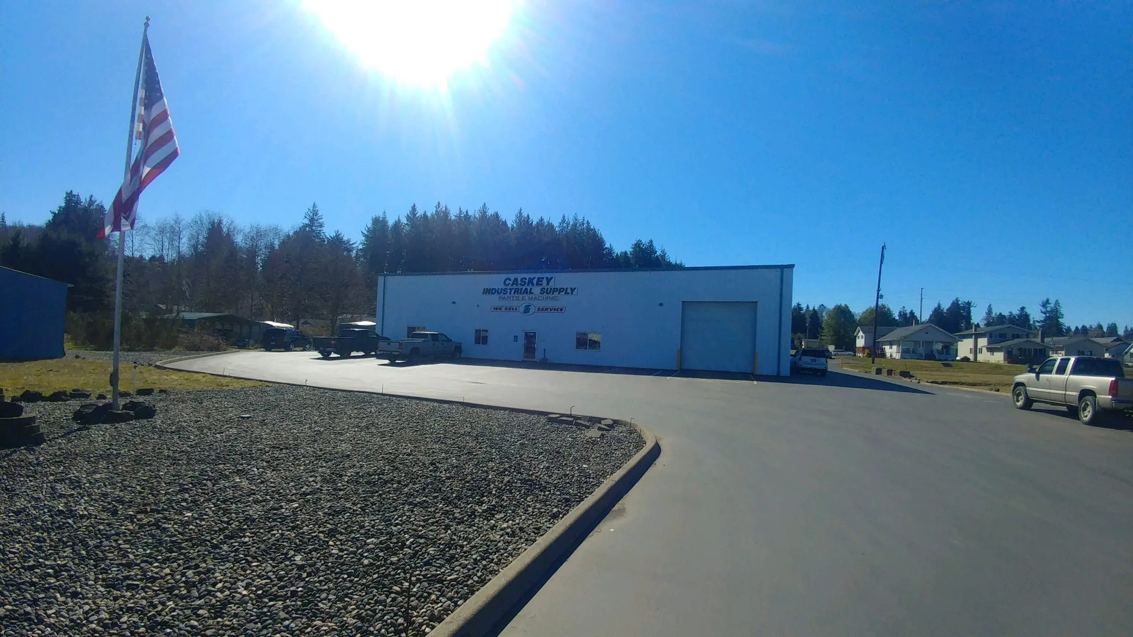 Caskey's in Cosmopolis building exterior.